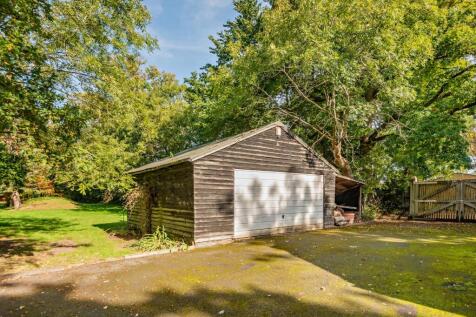 Garage/Wood store