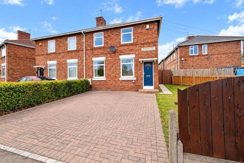 3-bed semi-detached on Bullion Lane, Chester Le Street, County Durham, DH2, £850/mo