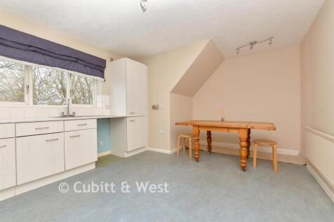 Kitchen / Breakfast Room