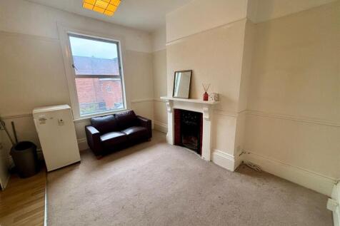 Sitting room Pic 1