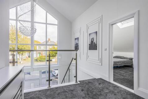 31 Lovedean Lane, Waterlooville-PorticoMarketing-S