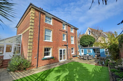 Property Image 16