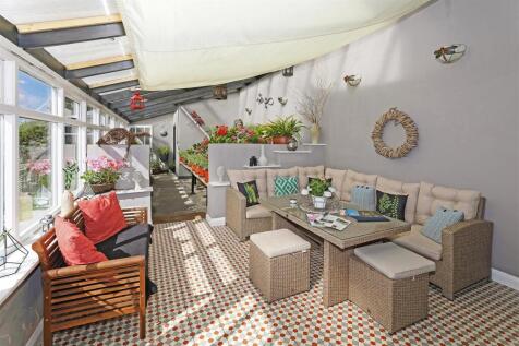 Brockwell House P.47.Photoneg.co.uk.jpg