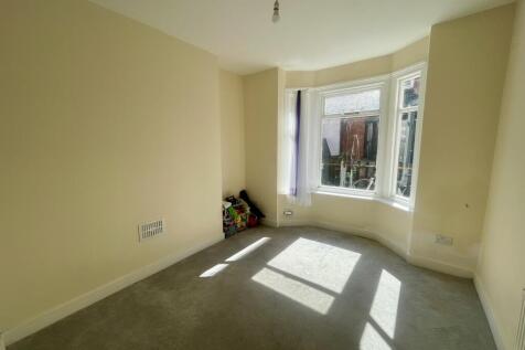 Mayfield Avenue, Mayfield Street, Hull photo 4