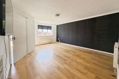 Dan y Deri, Broadlands, Bridgend, CF31 5BG photo 3