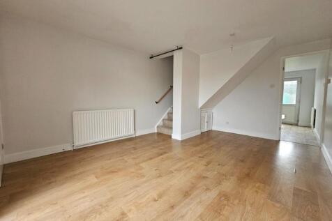Loxley Drive, Melton Mowbray, LE13 photo 3