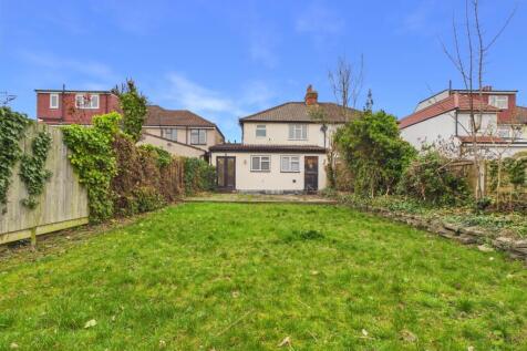 Presented by James at EweMove Bexleyheath and Dart