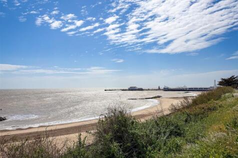 CLACTON SEA FRONT