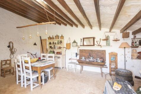 Land with license to build