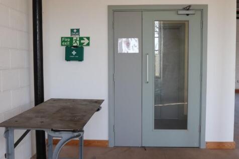 Office to rent Image 7