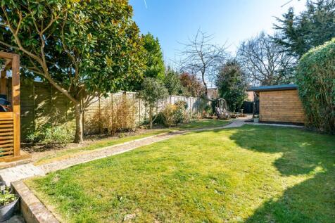 South Facing Rear Garden