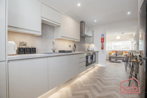 6 Bedroom Semi-Detached in NR2 3UQ