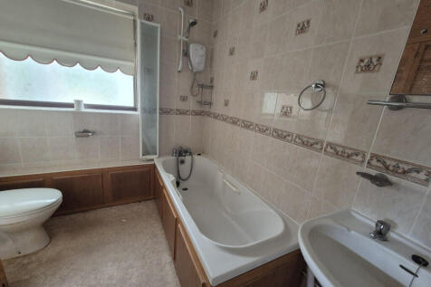 30  Medium  T202609231629.jpg
