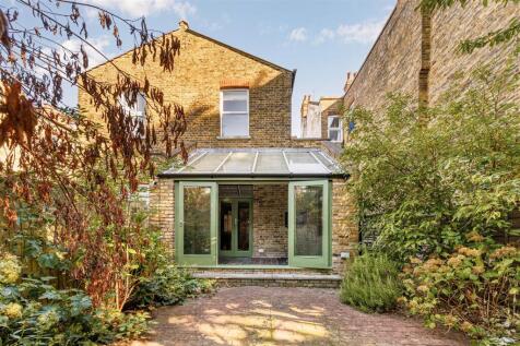 38 Shalimar Gardens-14.jpg