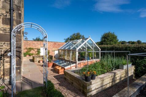5 bed, 4 bath Semi-Detached in Sheffield - Photo 53
