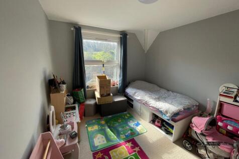 28 Chickerell Road, Weymouth, Dorset, DT4 photo 4