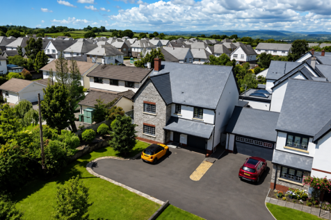 Four Bedroom Detached for Sale
