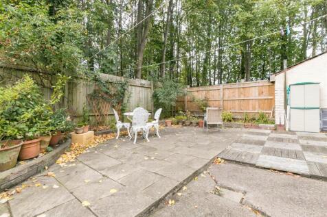 Communal Rear Yard
