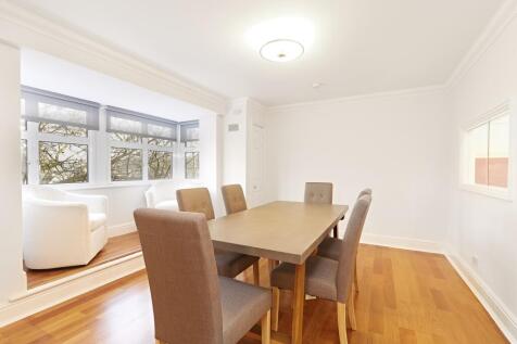 Reception Room (2)