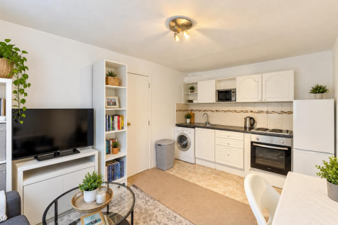 Open Plan Kitchen/ Reception Room