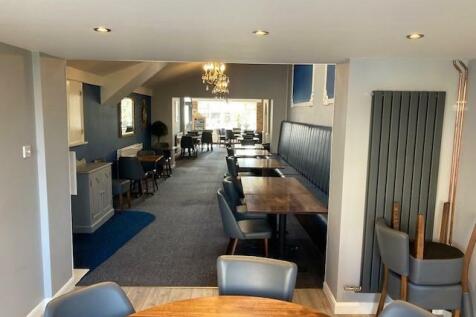 MAIN RESTAUARNT AREA