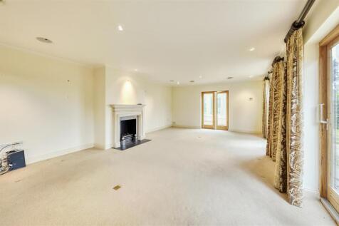 Tollbar Rd Islip-27.jpg