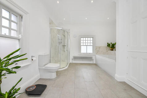 7 bed, 5 bath Detached in Birmingham - Photo 29
