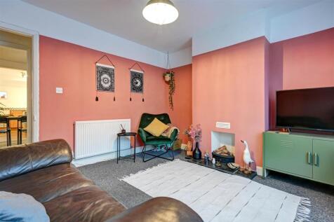 Sitting Room.jpg