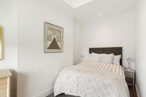 Bedroom 4 Top Return