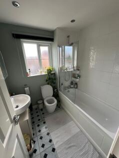 Fleming Drive, Stretford, M32 photo 4