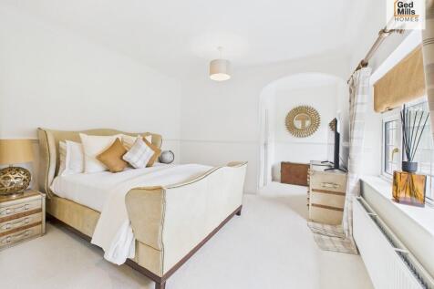 CAM04261G0-PR0080...