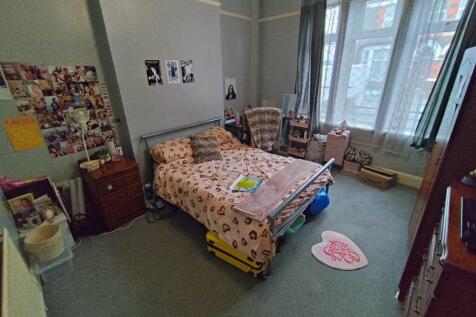 Ground floor front b