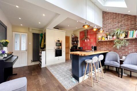 Open Plan Kitchen 