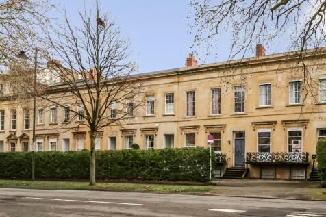 1-bed-montpellier10.jpg
