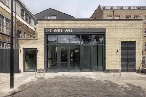 LowRes_Billy Bolton_HUT_Drill Hall_172Edit.jpg