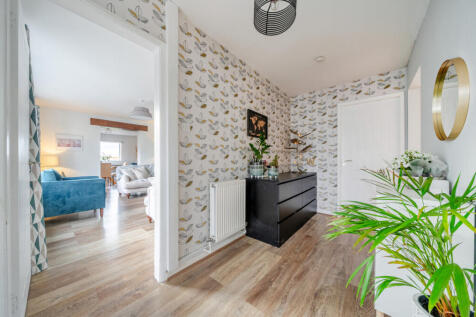 -693004769b8a7-l-1384861-1-692f1533c06c6