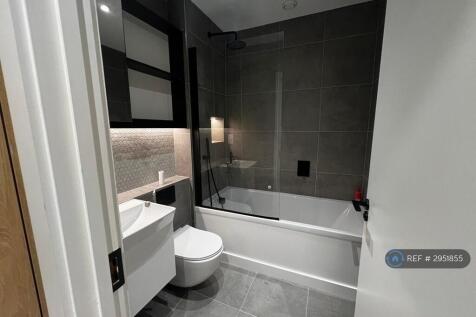 Bedroom 2 Ensuite