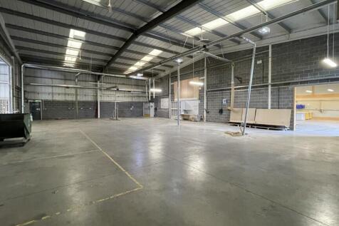 Light Industrial to rent Image 4
