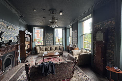 Hotel for sale Image 5