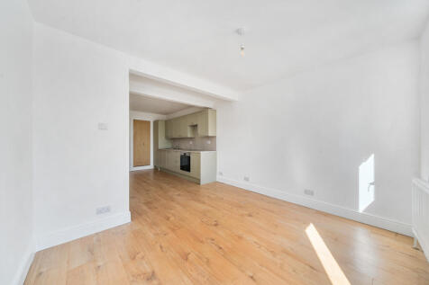 1357508-9-68d5372...