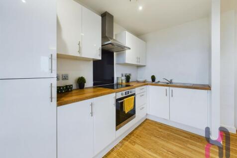 3 Pomona Strand, Old Trafford, M16 photo 4