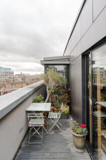 247230 - Flat 20, Bahram Court-41.jpg