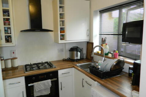 fitted kitchen