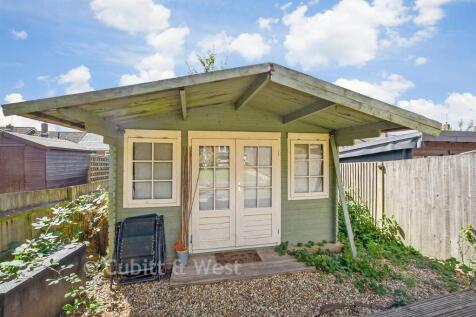 Workshop/Outbuildings