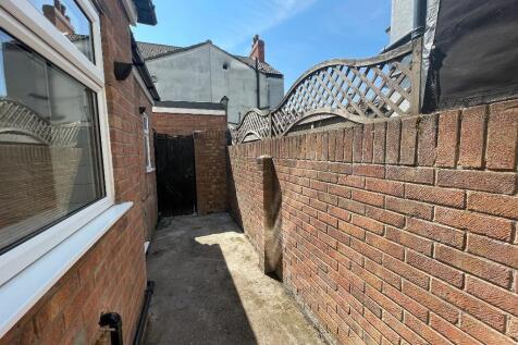 Rear Courtyard