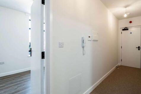 Flat 1, 57-58 Commercial St-7.jpg