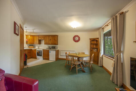 1Z6E1093 Duart Lounge