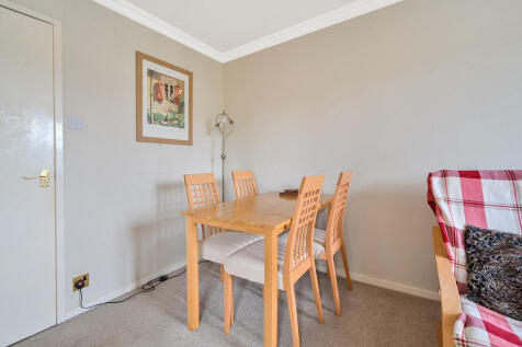 Open Plan Dining ...