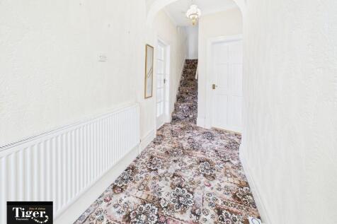 CAM02176G0-PR0727...