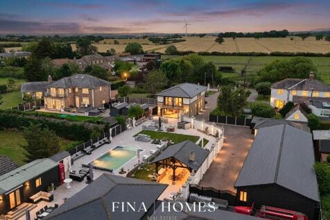 FINAHOMES